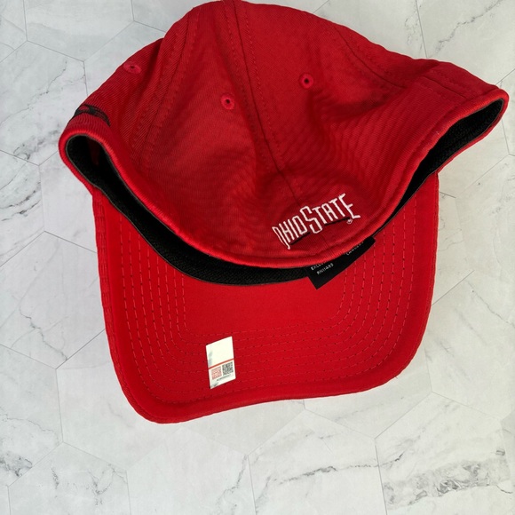 New Era 39Thirty Ohio State OSU Buckeyes Stretch Fitted Hat Mens Red White Cap - Picture 6 of 7